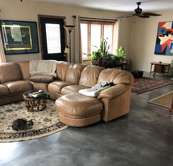 MasterPro-stain-stained-concrete-microtopping-living-room.jpg