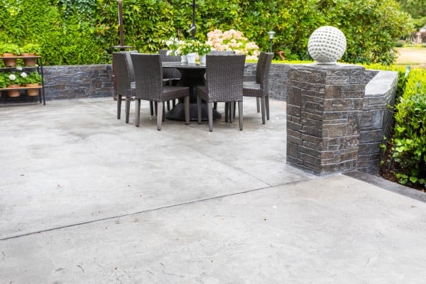 stamped-vertical-concrete-patio.jpg