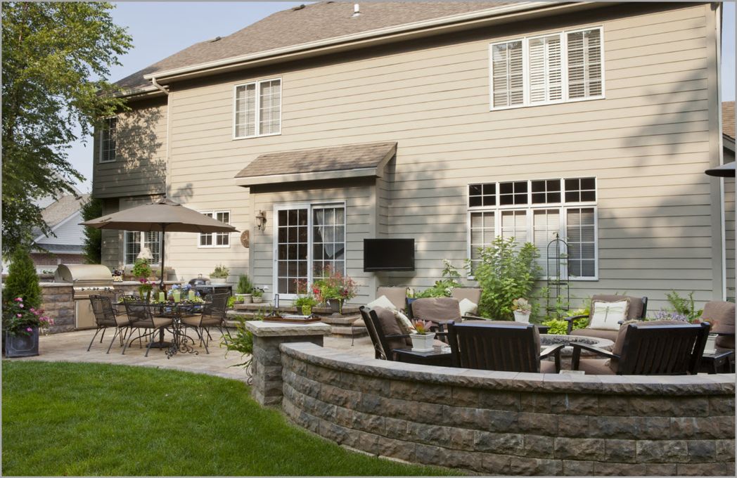 concrete-patio-landscape-backyard concrete-patio-landscape-backyard