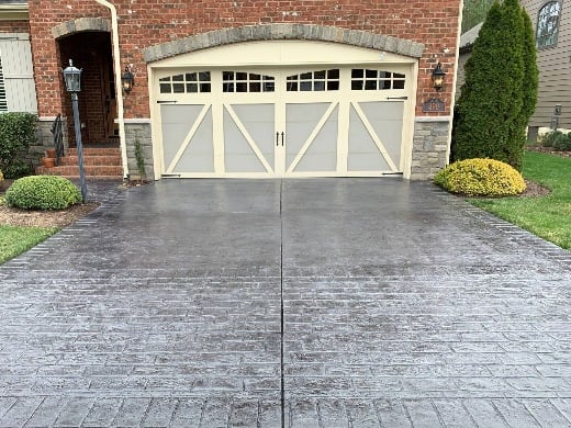 stamped-concrete-driveway