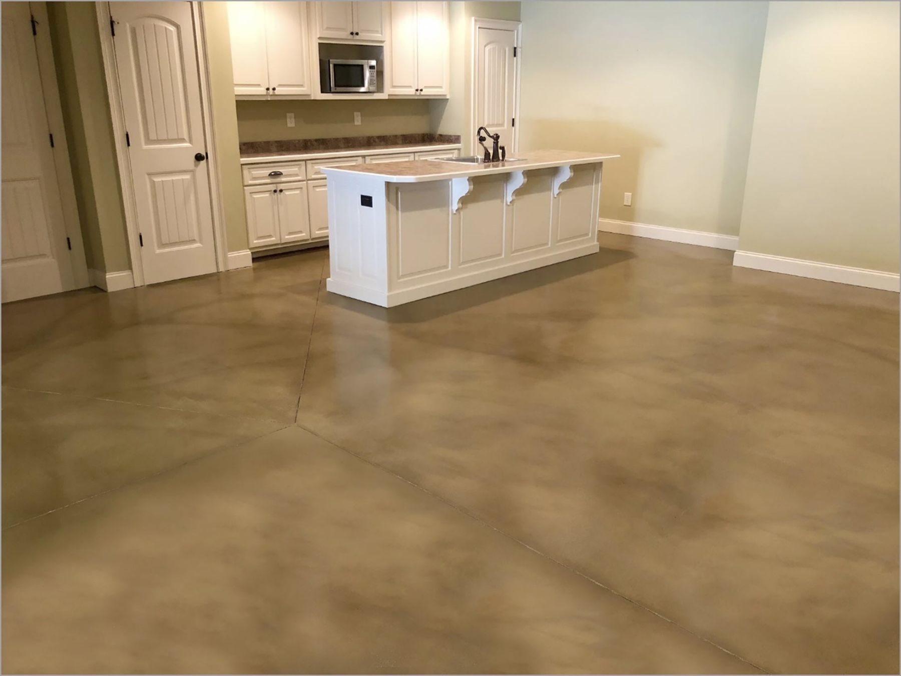concrete-stained-basement-floor