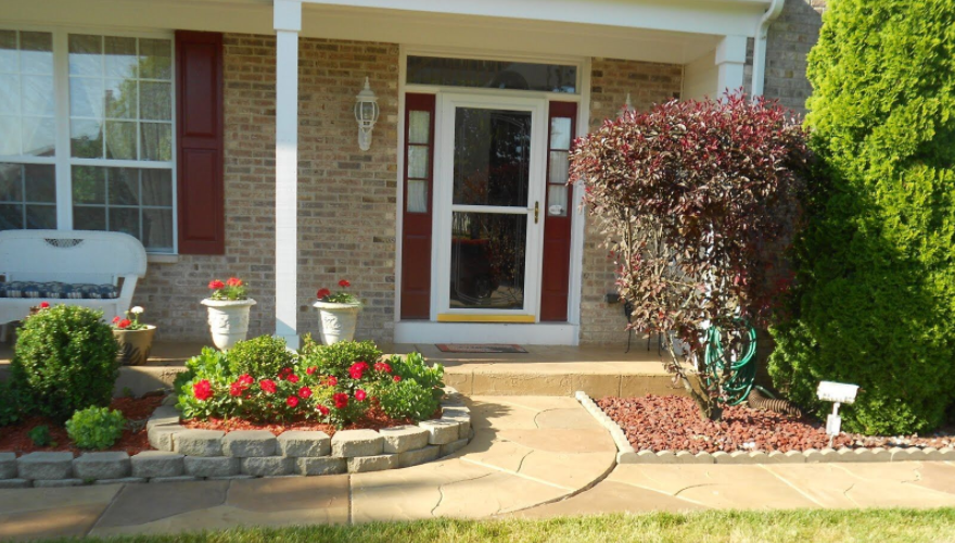 decorative-concrete-walkway