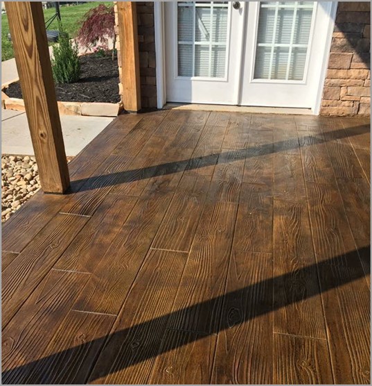 durable-wood-plank-patio-concrete