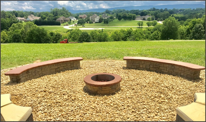 Seat wall and fire pit 