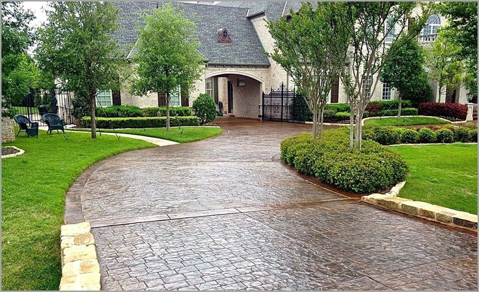 hand-cut-concrete-driveway-design