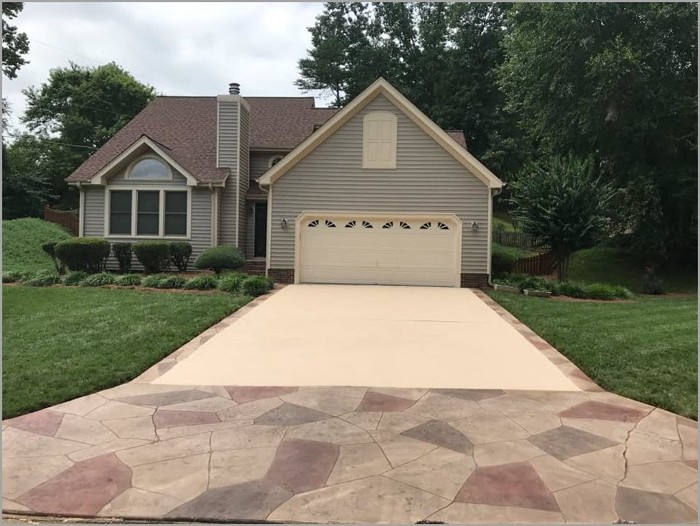 A stamped flagstone design in wide and narrow borders