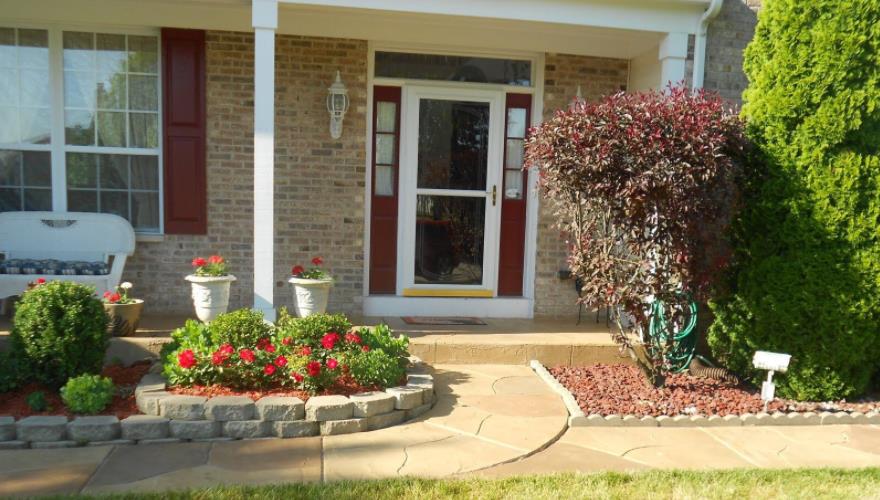 Custom porch with walkway 