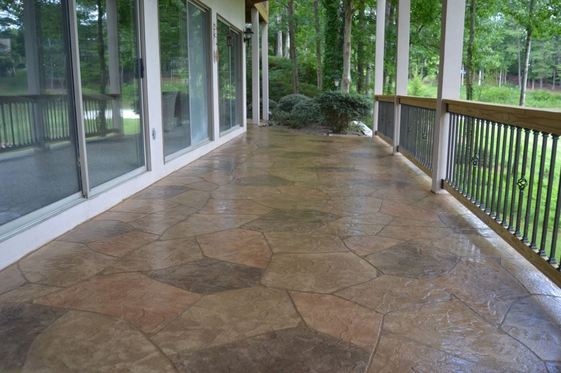 shiny-decorative-concrete-overlay