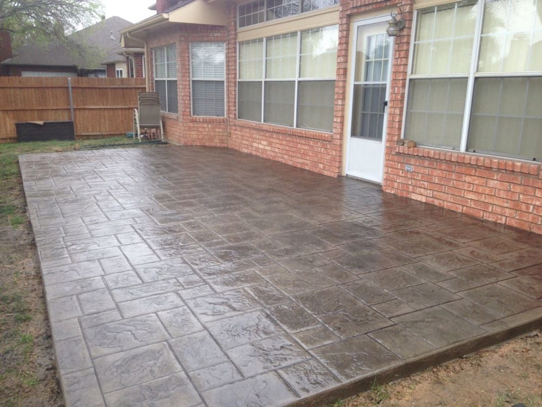 stamped-concrete-installation