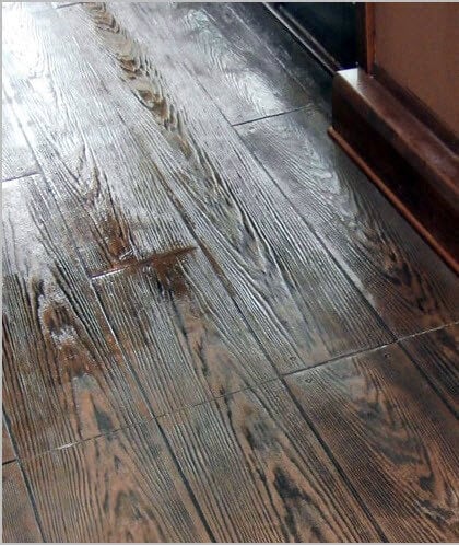 stamped-wood-plank-design