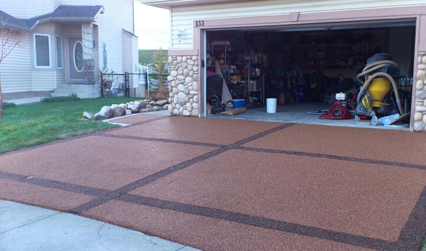 MasterPro-Finish-StoneKoat-River-Rock-Resurfaced-Concrete-Driveway-4