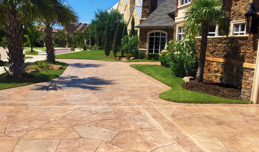 Resurfaced-Driveway-Flagstone-Neutral-Border