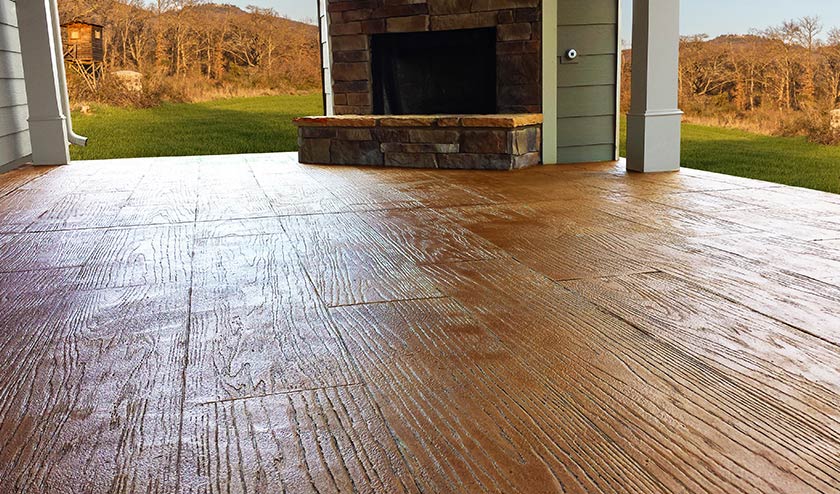 Resurfaced_Wood-Plank_Patio_Fireplace