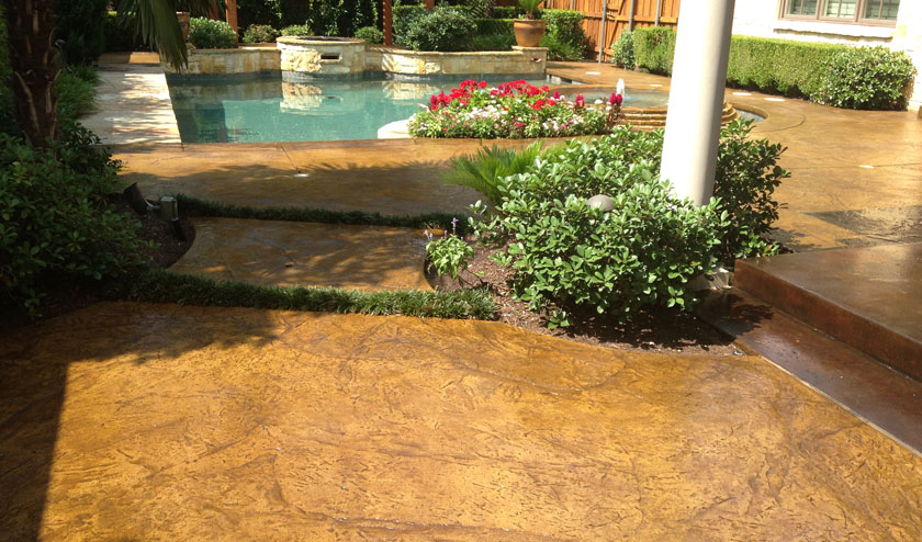 Stained pooldeck in light brown